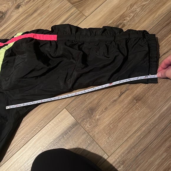 Obermeyer Ski Suit Vintage Black and neon size Medium - Picture 15 of 16